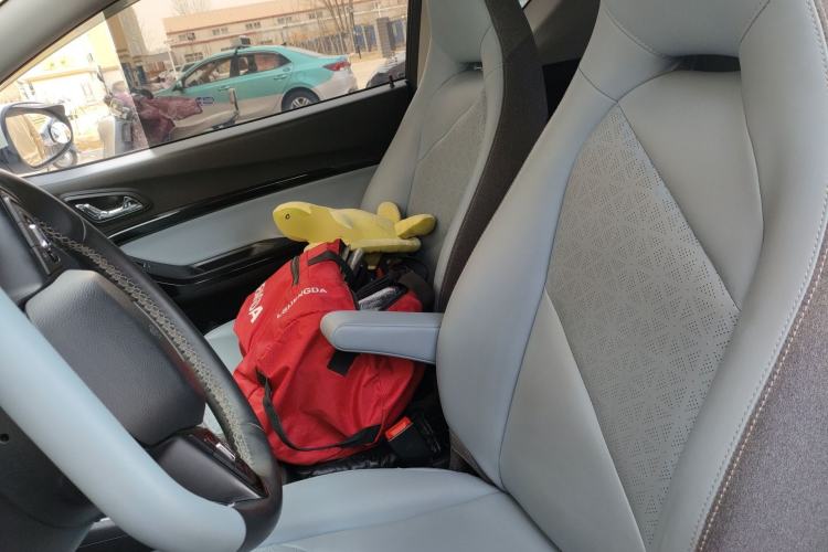 Used Chery QQ Little Ant 2022 Sweet Pink Edition Half-Sugar Version Lithium Iron Phosphate 30 kW 301 km