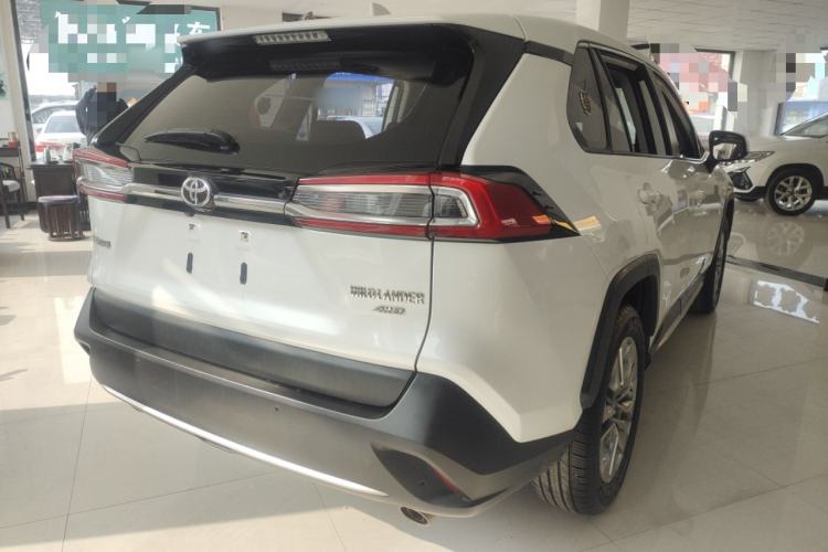 Used Toyota Wildlander 2020 2.0L CVT 4x4 Luxury Edition
