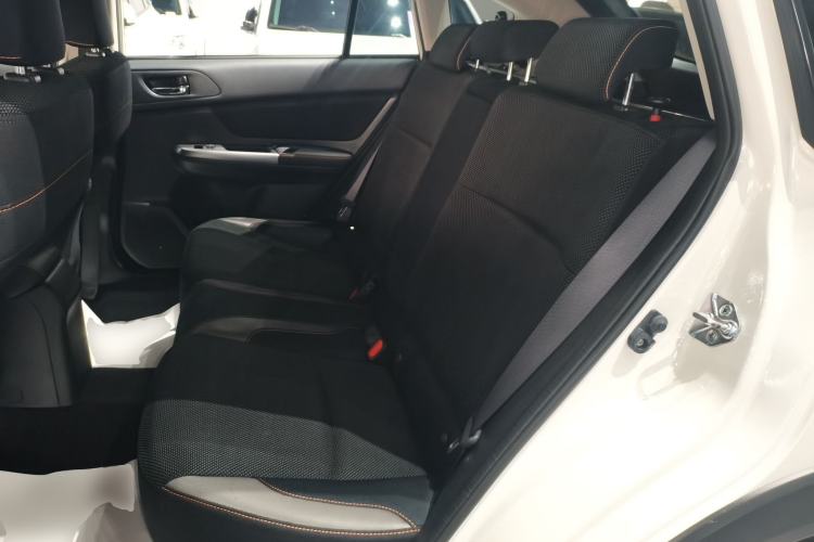 Used Subaru XV 2016 2.0i Comfort Navigation Edition Interior 4