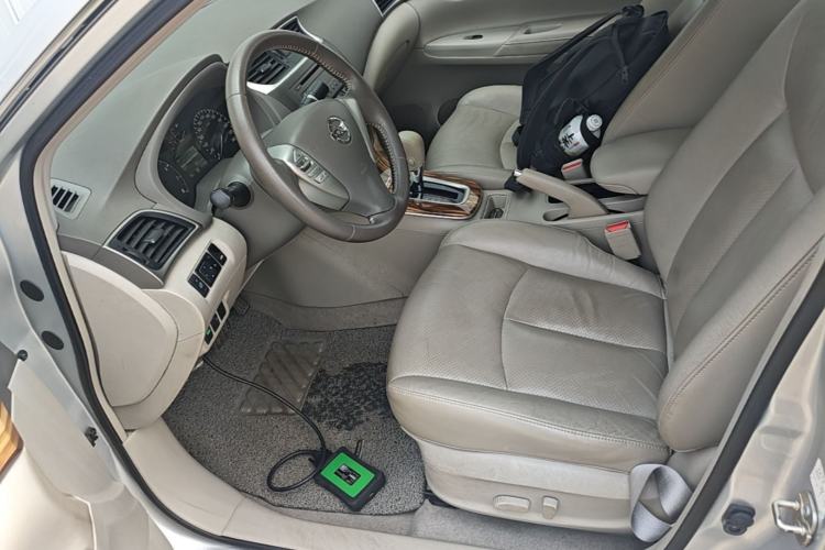 Used Nissan Sylphy 2014 1.6XV CVT Deluxe Edition