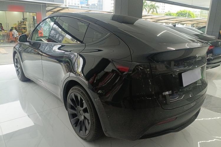 Used Tesla Model Y 2021 Long-Range All-Wheel-Drive Version