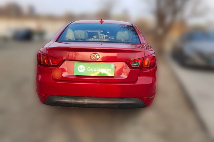 Used BAIC Senova D50 2014 1.5L manual standard version