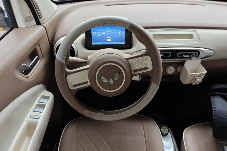 Used Wuling Hongguang MINIEV 2025 Four-Door Version Advanced Edition Steering Wheel