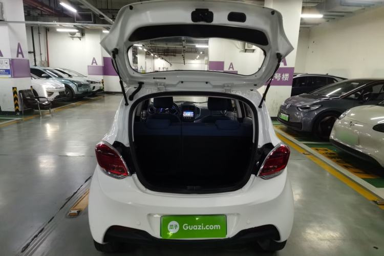 Used CHANGAN Benni E-Star 2021 National Edition Colorful Version Lithium Iron Phosphate (31.86 kWh) Trunk