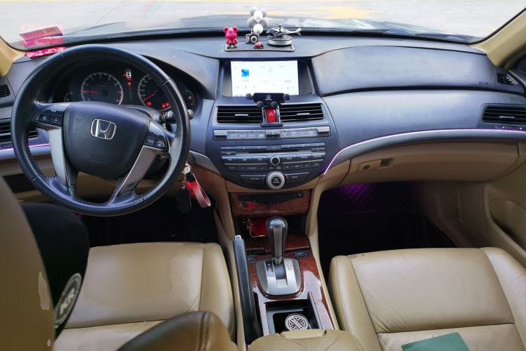 Used Honda Accord 2011 2.0L EX
