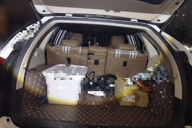 Used BYD Tang New Energy 2015 2.0T Four-Wheel-Drive Flagship Model Trunk