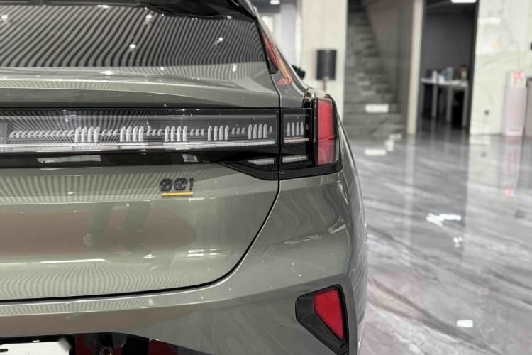 Used Zeekr 001 2024 ME Edition 100 kWh All-Wheel Drive
