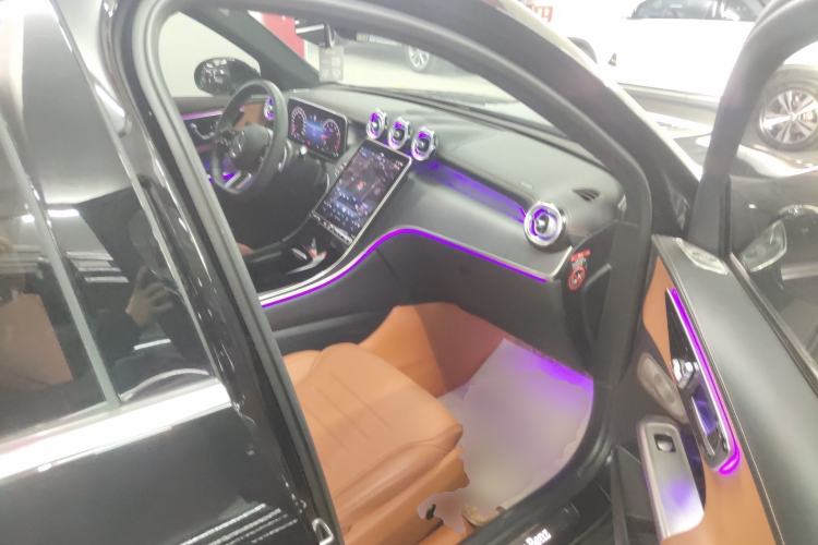 Used Mercedes-Benz GLC 2024 Facelifted GLC 260 L 4MATIC Luxury Version 5 Seats