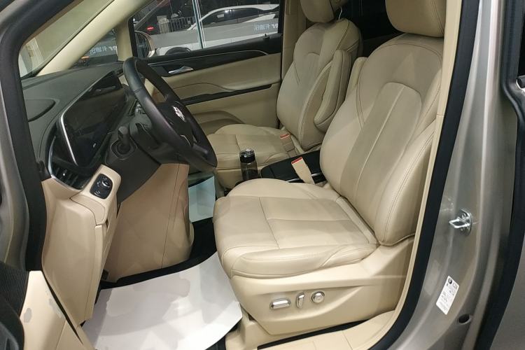 Used Buick GL8 2022 ES Landtrek 653T Luxury Edition