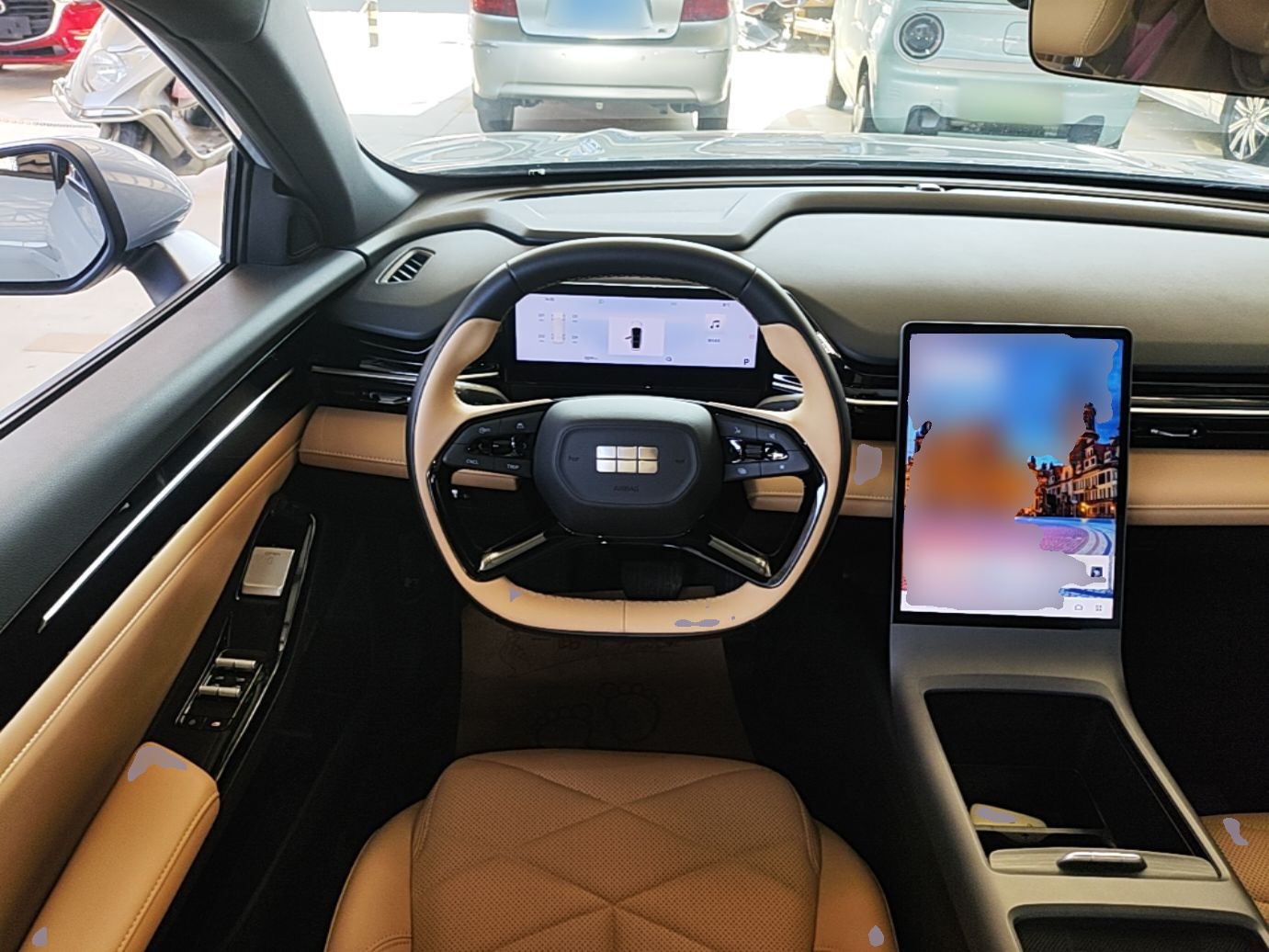 Geely Galaxy L6 2024 125km PLUS Dragon Edition — снимка 13