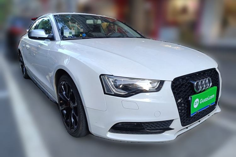 Used Audi A5 2014 Coupe 45 TFSI Front Right 45 Deg