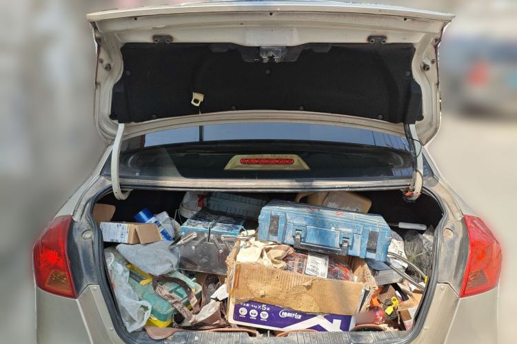 Used Buick Excelle 2013 1.5L Automatic Classic Model
