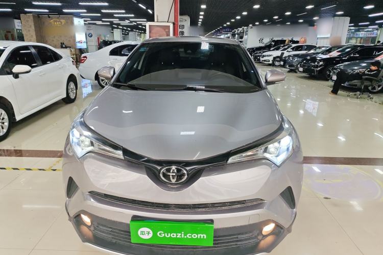 Used Toyota IZOA 2018 2.0L Yichi Edition China V Standard Front