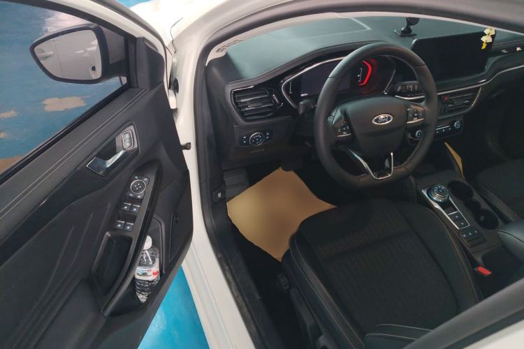 Used Ford Focus 2021 Hatchback EcoBoost 180 Automatic Titanium Edition