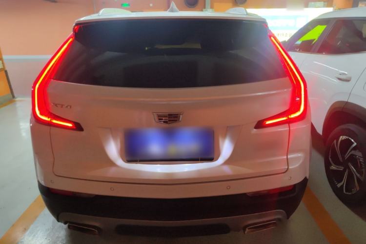 Used Cadillac XT4 2022 28T Two-Wheel Drive Prestige Version
