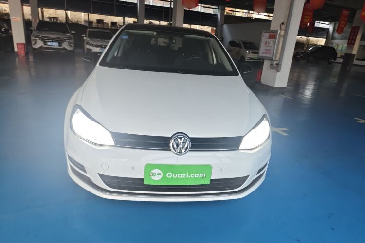 Used Volkswagen Golf 2017 1.6L Automatic Comfort Million-Vehicle Anniversary Edition