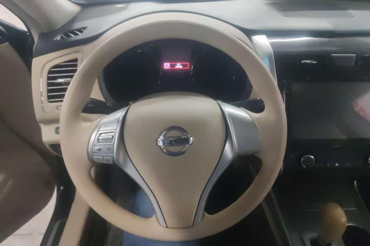 Used Nissan Teana 2016 2.0L XE Fashion Edition
