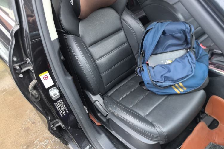 Used Haval H7 2016 Blue-Label H7 2.0T Automatic Luxury Model Right Front Seat