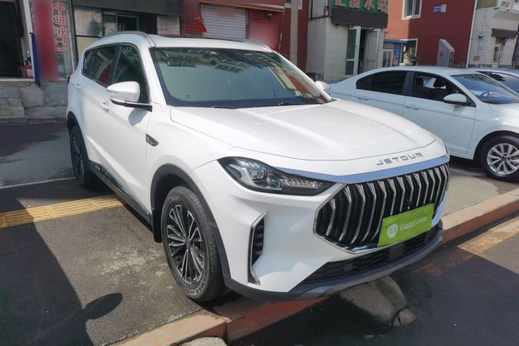 Used JETOUR X70 PLUS 2023 1.5T Manual Warrior PRO 5-Seater Front Right 45 Deg