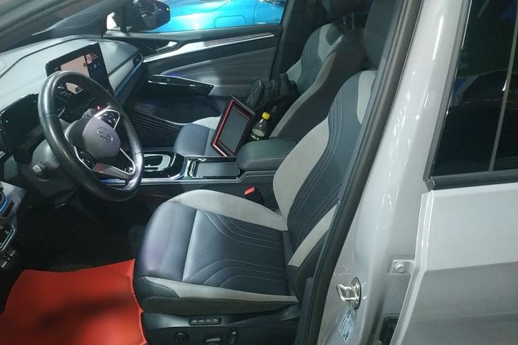 Used Volkswagen ID.4 CROZZ 2021 Long-Range PRO Two-Wheel Drive Version Left Front Seat