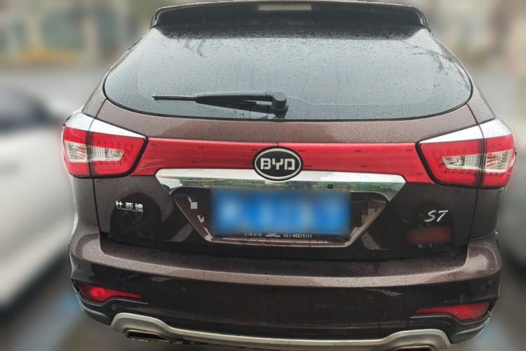 Used BYD S7 2015 2.0T Upgraded Automatic Luxury Version Rear