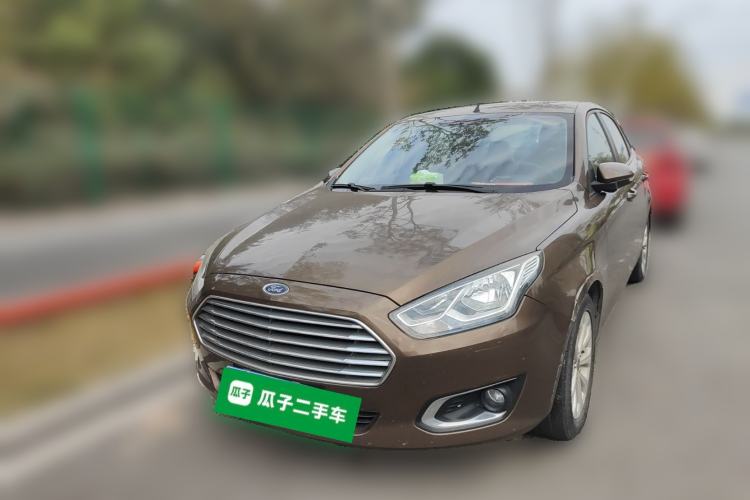 Used Ford Escort 2015 1.5L Manual Fashion Edition