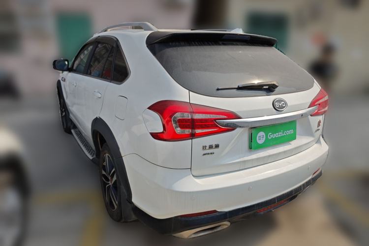 Used BYD Tang New Energy 2015 2.0T Four-Wheel-Drive Flagship Model