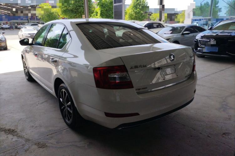 Used Skoda Octavia 2016 1.6L Automatic Smart Drive Edition
