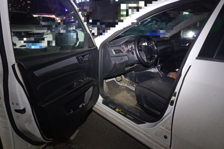 Used Bestune B30 2016 1.6L Automatic Luxury Model Driver Seat