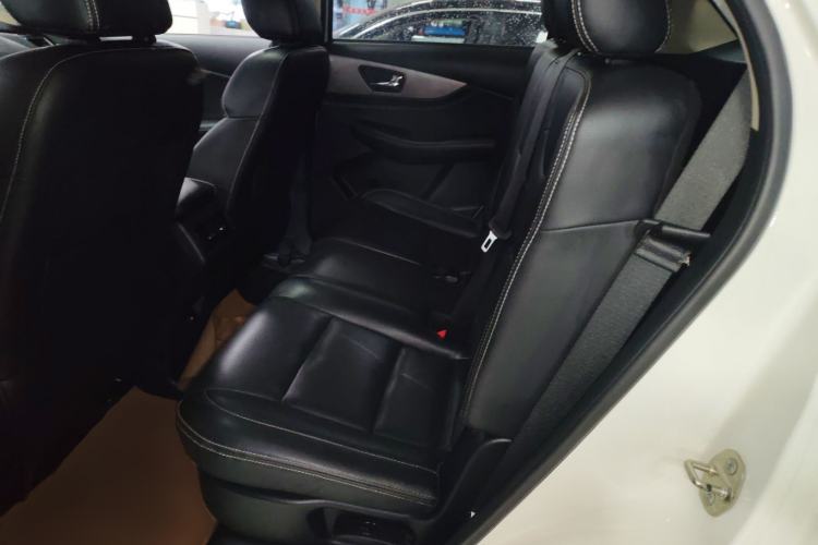 Used Dongfeng Fengon S560 2019 1.8L CVT Elite Model Left Rear Seat