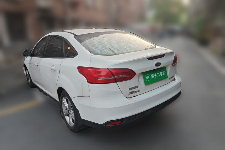 Used Ford Focus 2015 Sedan 1.6L Automatic Comfort Model
