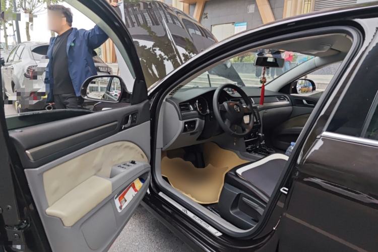 Used Skoda Superb 2013 1.4TSI DSG Sport Edition Driver Seat