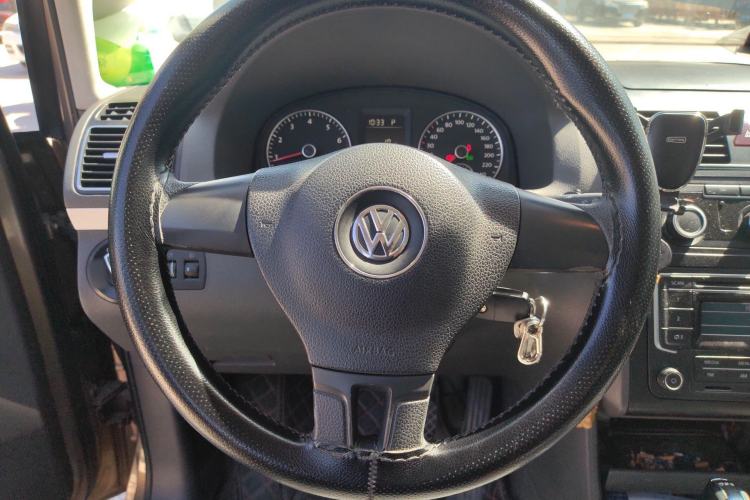 Used Volkswagen Touran 2015 1.4T DSG Comfort Edition 5 Seats Steering Wheel