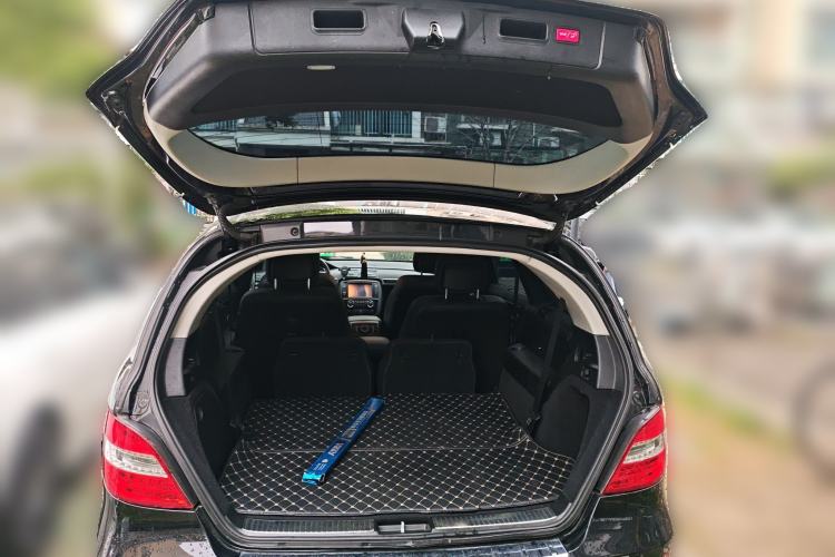 Used Mercedes-Benz R-Class 2015 R 400 4MATIC Business Model
