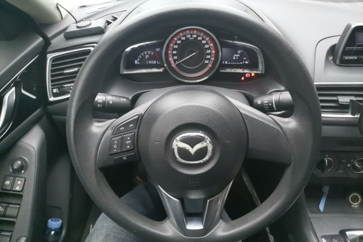 Used Mazda Mazda 3 Axela 2014 Sedan 1.5L Automatic Comfort Model
