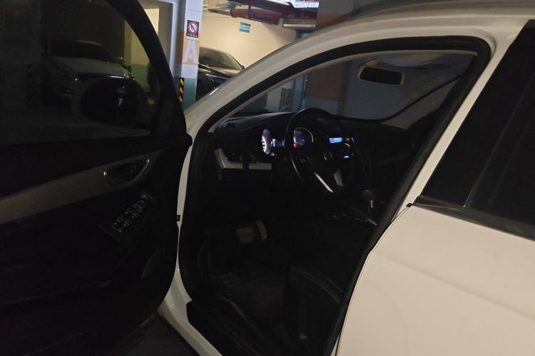 Used Zotye SR7 2017 1.5T CVT Cube Road Edition