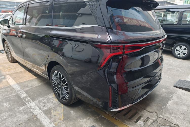 Used FORTHING Xinghai V9 2024 1.5TD 200km Qingyunti Series Flagship Edition Exterior 3