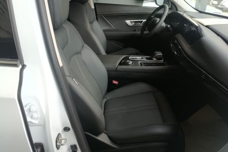 Used Dongfeng Aeolus Huge 2024 Mach Power 1.5T Premium Model Right Front Seat