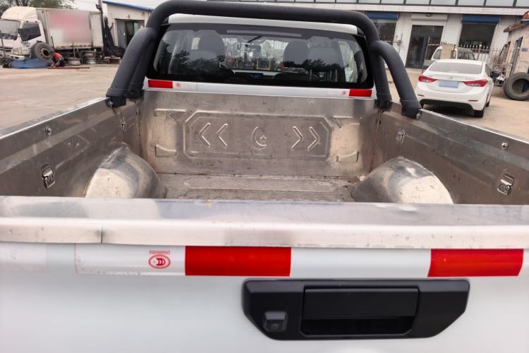 Used Great Wall Poer 2023 2.0T Commercial Version Automatic Diesel 4x4 Elite Long-Box GW4D20M
