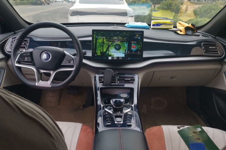 Used BYD Qin PLUS 2021 DM-i 120KM Flagship Model
