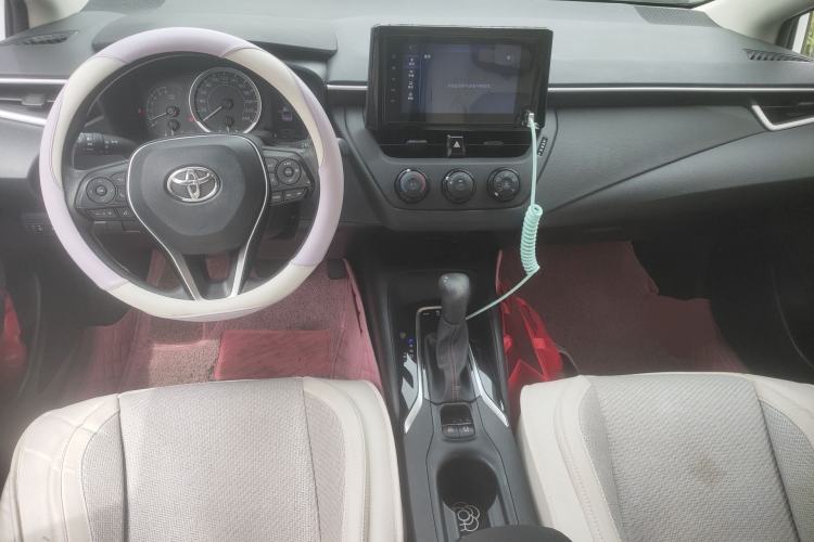 Used Toyota Corolla 2022 1.2T S-CVT Pioneer PLUS Edition Center Console