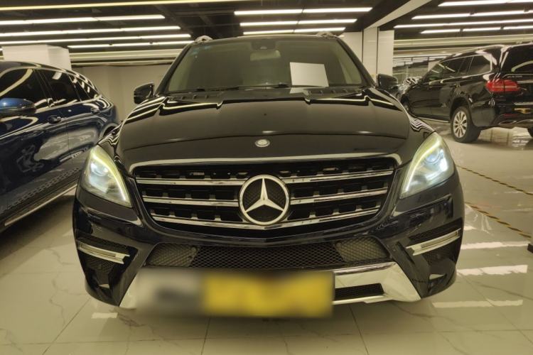 Used Mercedes-Benz M-Class 2014 ML 400 4MATIC Dynamic Model