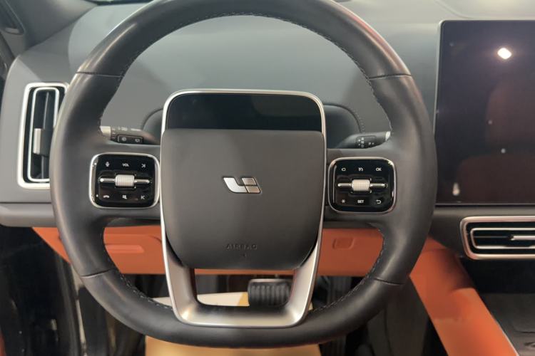 Used Li Auto L8 2024 Ultra Model Steering Wheel