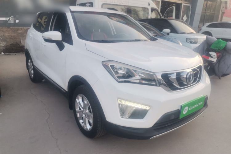 Used CHANGAN CS15 2016 1.5L Manual Luxury Edition Front Right 45 Deg
