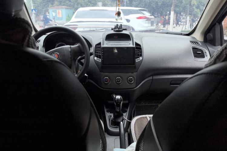 Used Geely Auto Diamond 2016 1.5L Manual Entry-Level Trim