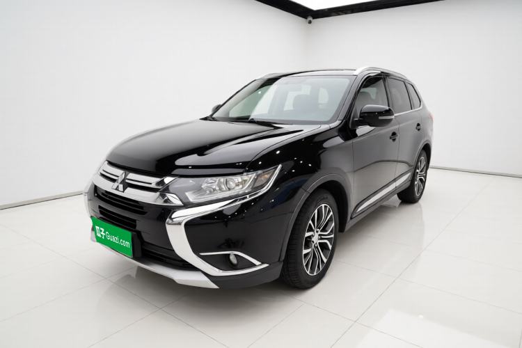 Used Mitsubishi Outlander 2018 2.0L Two-Wheel Drive Glory Edition 5 Seats