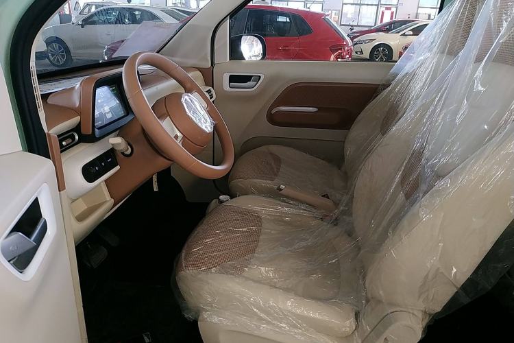 Used Wuling Hongguang MINIEV 2024 3rd Generation 215km Youth Edition