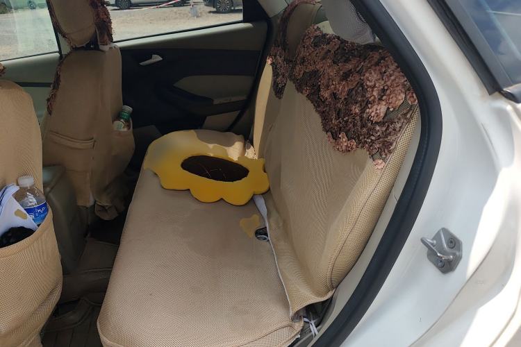 Used Ford Focus 2012 Sedan 1.6L Automatic Comfort Model
