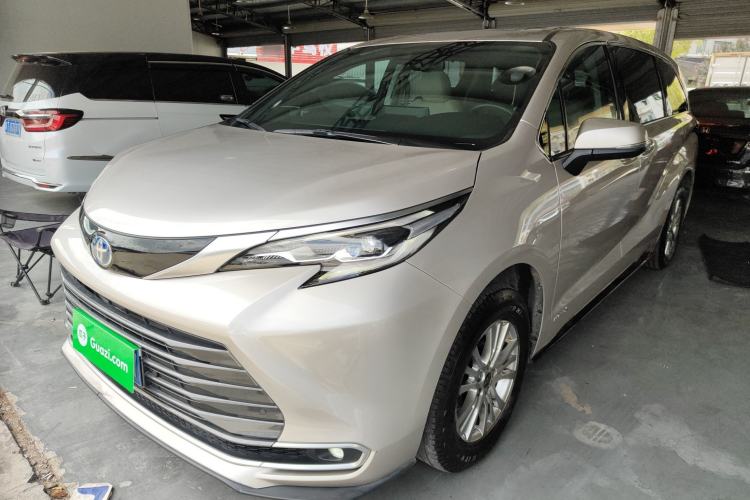 Used Toyota SIENNA 2021 2.5L Hybrid Premium Edition
