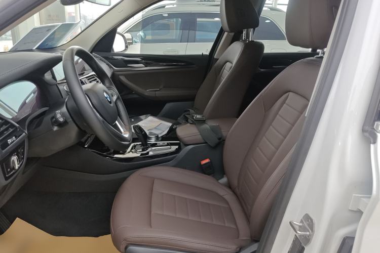 Used BMW X3 2020 xDrive25i Luxury Package Left Front Seat